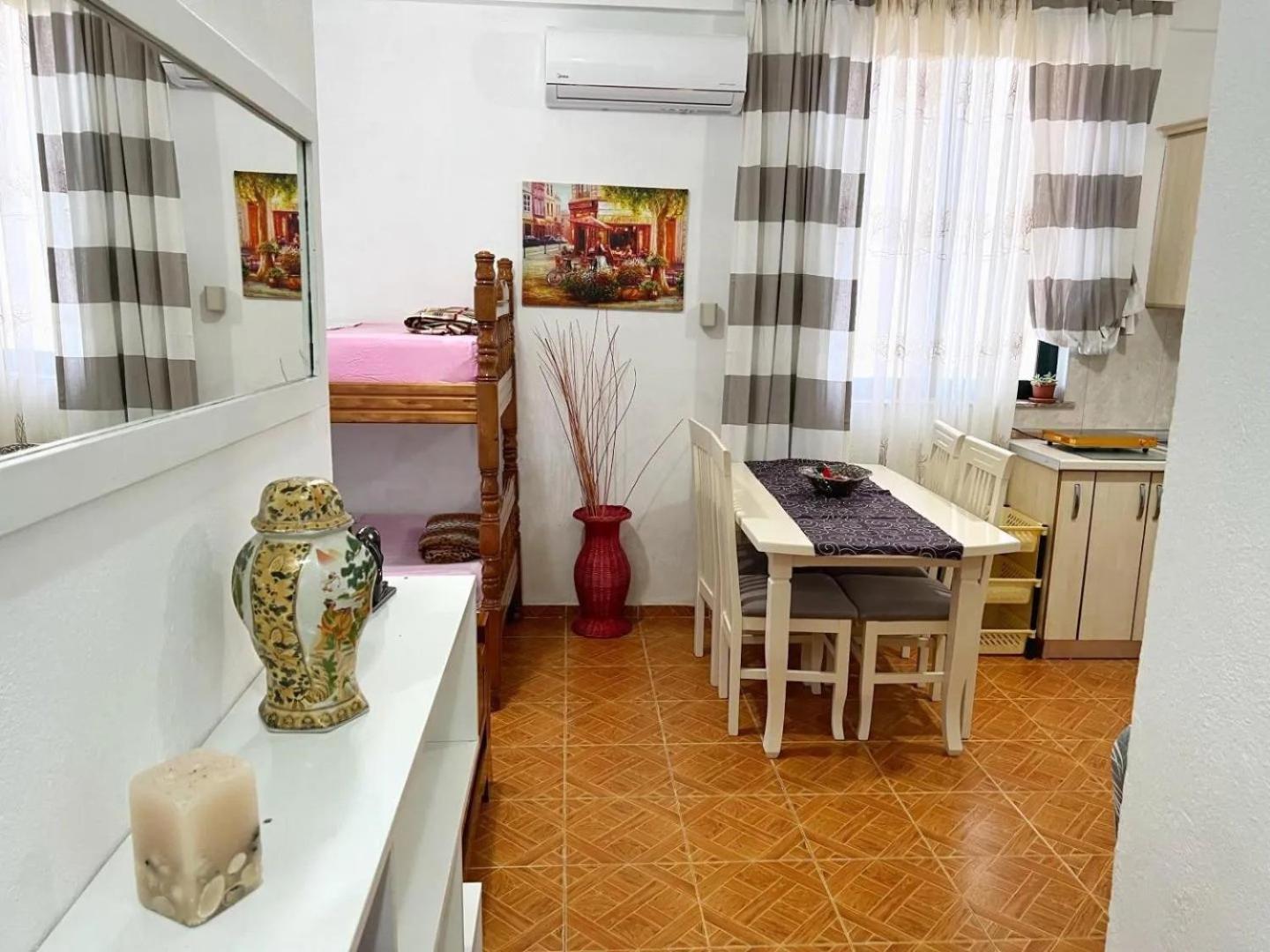 Joni'S Guest House ספילה מראה חיצוני תמונה